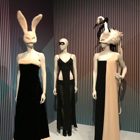 🎀Meet Maisy🌸Your Posher🎀 - Picture 2 of 10